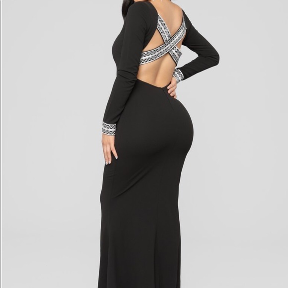 classy long black dress